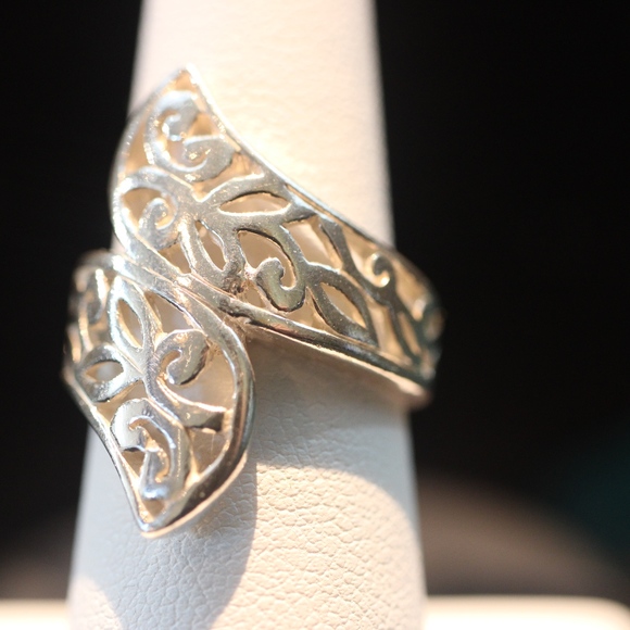 Sterling Silver 925 Filigree Design Ring - Picture 2 of 7